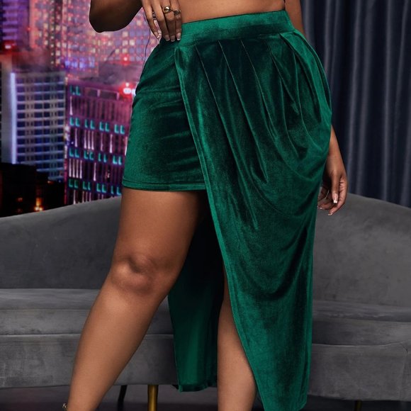 Asymmetrical Ruched Green Mini Maxi Skirt - Picture 1 of 4